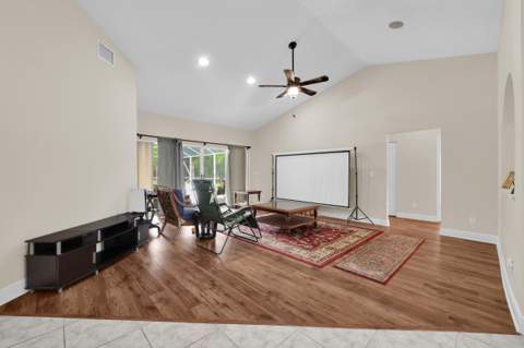 2728 Serenity Circle, Fort Pierce FL - photo 6 of 45