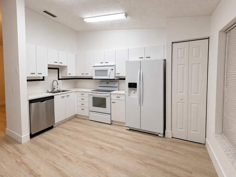 2 bedroom Villa at 9815 Watermill Circle #F, Briarridge 1, Boynton Beach — photo 5