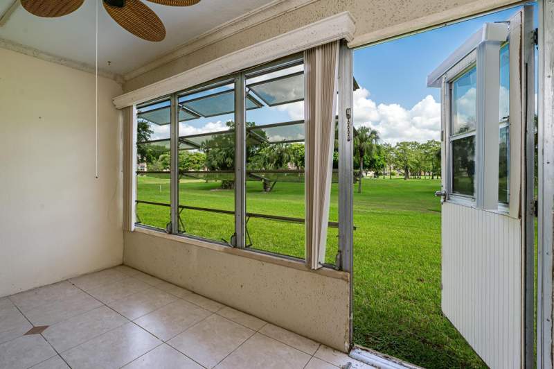 2 bedroom Condominium at 1010 Country Club Drive #108, Oriole Golf & Tennis Club Condo, Margate — photo 4