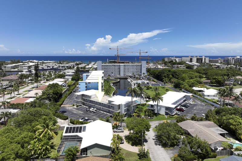1 bedroom Condominium at 1445 SE 15th Court #203, New York Condo, Deerfield Beach — photo 3