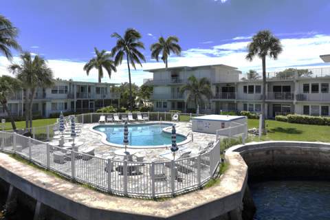 1445 SE 15th Court #203, Deerfield Beach FL - photo 19 of 22