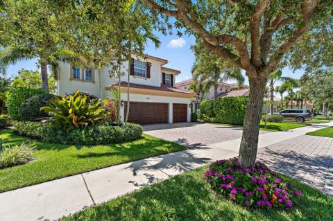 12140 Aviles Circle, Palm Beach Gardens FL - photo 9 of 76