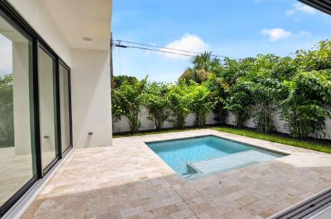 209 SE 5th Street, Delray Beach FL - photo 15 of 103