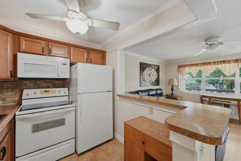 173 Kent J, West Palm Beach FL - photo 7 of 22