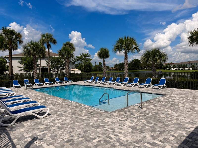 4 bedroom Townhouse at 4180 Lagoon Shore Drive, Lakeshore At The Fountains, Lake Worth — photo 5