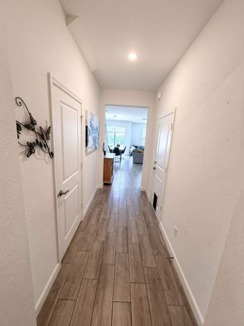 4180 Lagoon Shore Drive, Lake Worth FL - photo 8 of 31