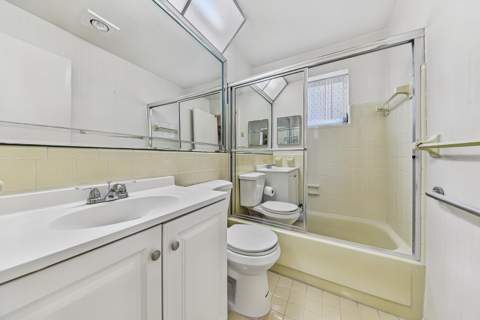 5717 NW 65th Way, Tamarac FL - photo 16 of 33