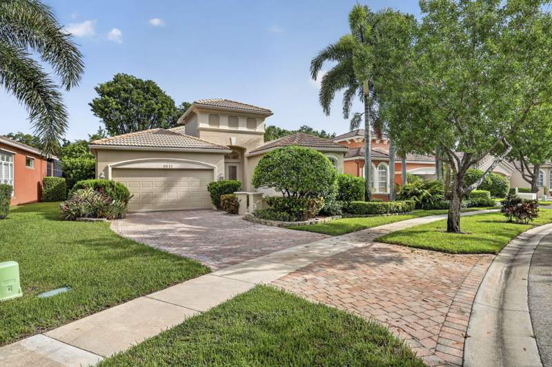 2 bedroom Single Family Residence at 9937 Via Elegante, Buena Vida, Wellington — photo 2