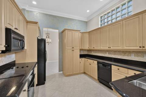 9937 Via Elegante, Wellington FL - photo 16 of 97