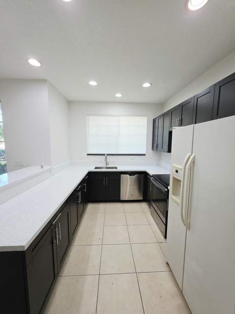 6282 S Military Trail #701, Lake Worth FL - photo 6 of 27
