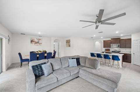 1602 SW Lofgren Avenue, Port St. Lucie FL - photo 10 of 29