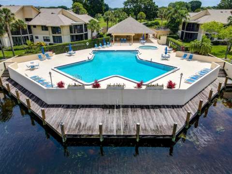 17053 Waterbend Drive, Jupiter FL - photo 24 of 26
