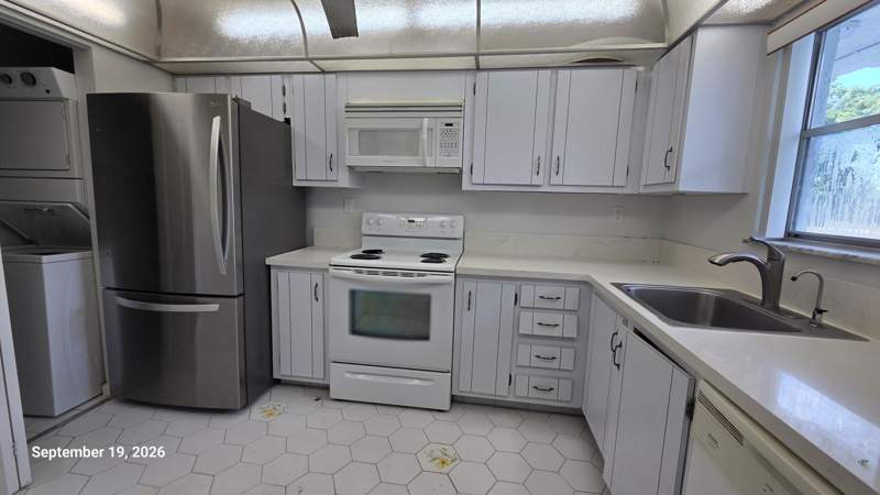 2 bedroom Condominium at 6020 NW 44th Street #108, Greens Of Inverrary Phase I, Lauderhill — photo 3