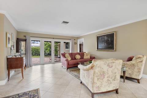 6321 NE 22nd Avenue, Fort Lauderdale FL - photo 9 of 54