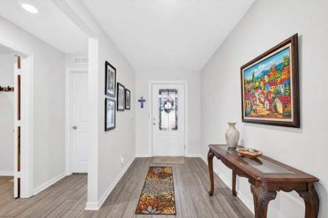 5521 Fantasy Drive, Fort Pierce FL - photo 6 of 44