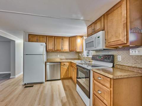 7965 SE Wren Avenue, Hobe Sound FL - photo 8 of 50