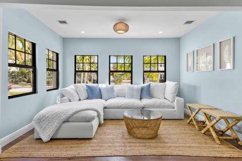 225 Monroe Drive, West Palm Beach FL - photo 10 of 23