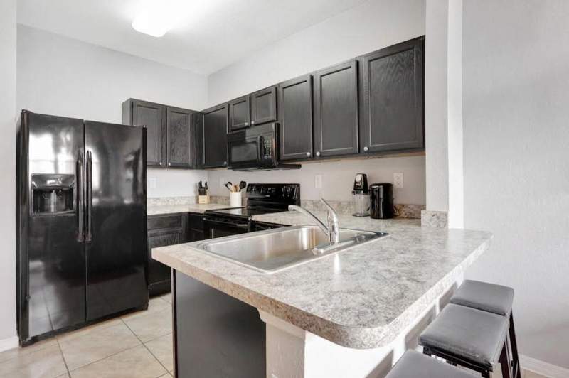 2 bedroom Townhouse at 3513 NW 29th Court, Bella Vista, Lauderdale Lakes — photo 5