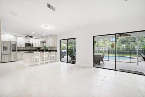 9642 NW 1st Place, Coral Springs FL - photo 7 of 51