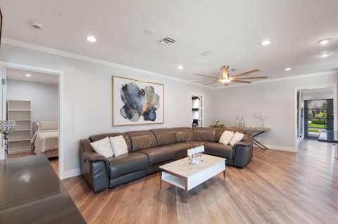 1107 SE 14th Terrace, Deerfield Beach FL - photo 8 of 29