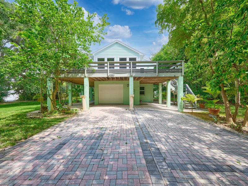 3 bedroom Single Family Residence at 1398 SW Palm City Road, Poppleton Creek Area, Stuart — photo 2