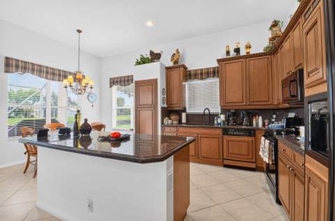 7128 Lombardy Street, Boynton Beach FL - photo 13 of 81
