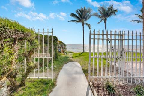 1173 Hillsboro Mile #2-2, Hillsboro Beach FL - photo 10 of 62
