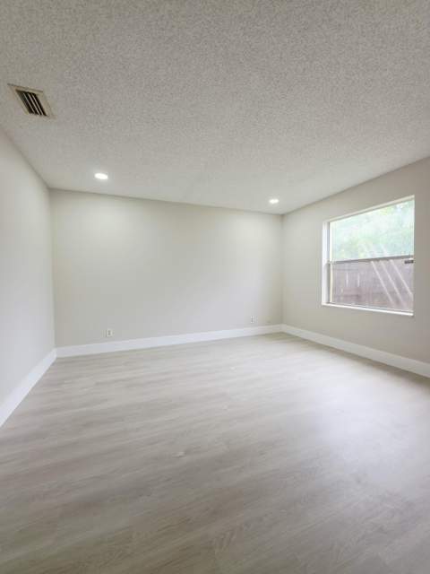 6117 Blue Grass Circle, Lake Worth FL - photo 15 of 29