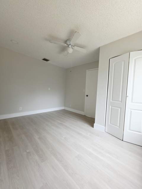 6117 Blue Grass Circle, Lake Worth FL - photo 22 of 29