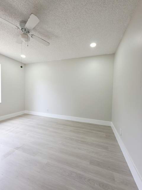 6117 Blue Grass Circle, Lake Worth FL - photo 24 of 29