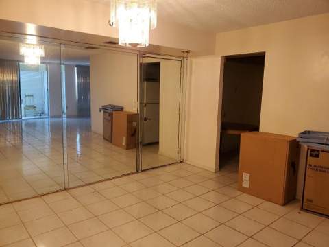 1200 Saint Charles Place #409, Pembroke Pines FL - photo 6 of 8
