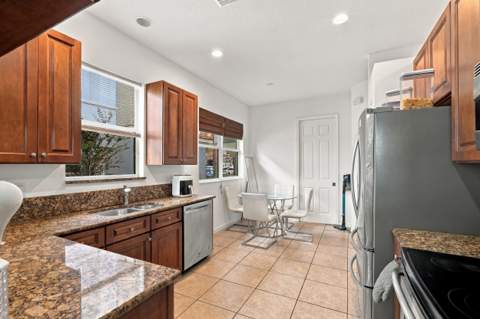 2154 SW Cape Cod Drive, Port St. Lucie FL - photo 13 of 51