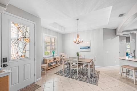 590 NW Red Pine Way, Jensen Beach FL - photo 10 of 43