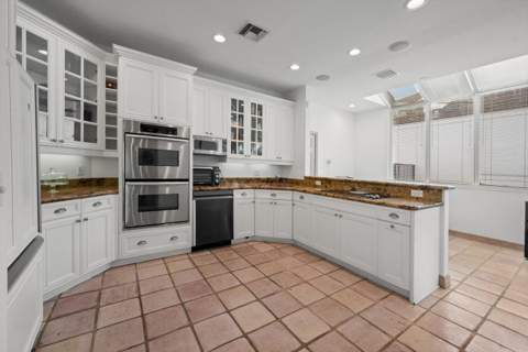 2443 Muir Circle, Wellington FL - photo 12 of 50