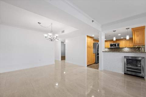 526 Oak Harbour Drive #526, Juno Beach FL - photo 15 of 65