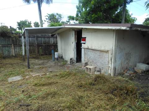 2829 Shawnee Road, West Palm Beach FL - photo 12 of 12