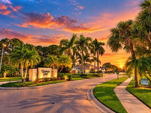 139 Saratoga Boulevard, Royal Palm Beach FL - photo 11 of 71