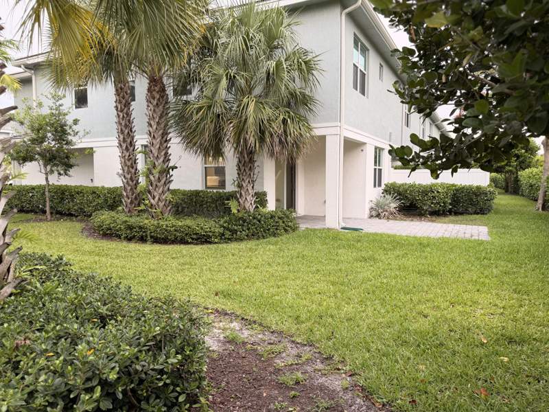 3 bedroom Townhouse at 562 Parsons Way, Deerfield Crossing, Deerfield Beach — photo 5