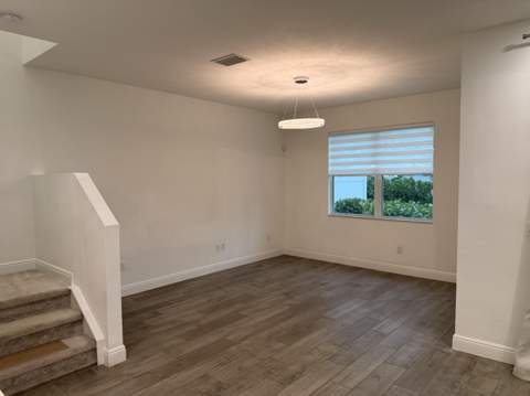 562 Parsons Way, Deerfield Beach FL - photo 7 of 27