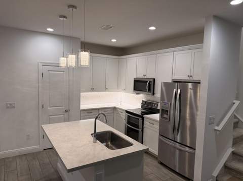 562 Parsons Way, Deerfield Beach FL - photo 10 of 27