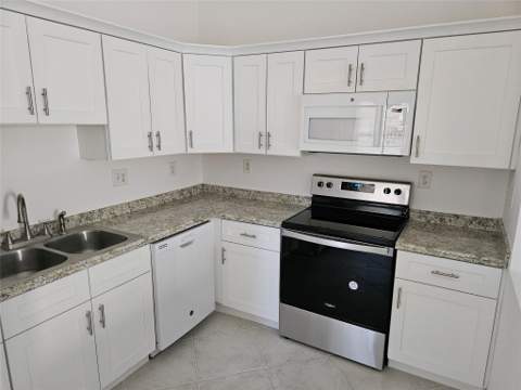 5845 Eagle Cay Circle, Coconut Creek FL - photo 12 of 43