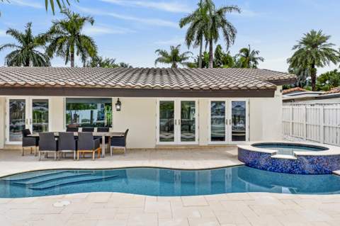 329 Isle Of Capri Drive, Fort Lauderdale FL - photo 6 of 63