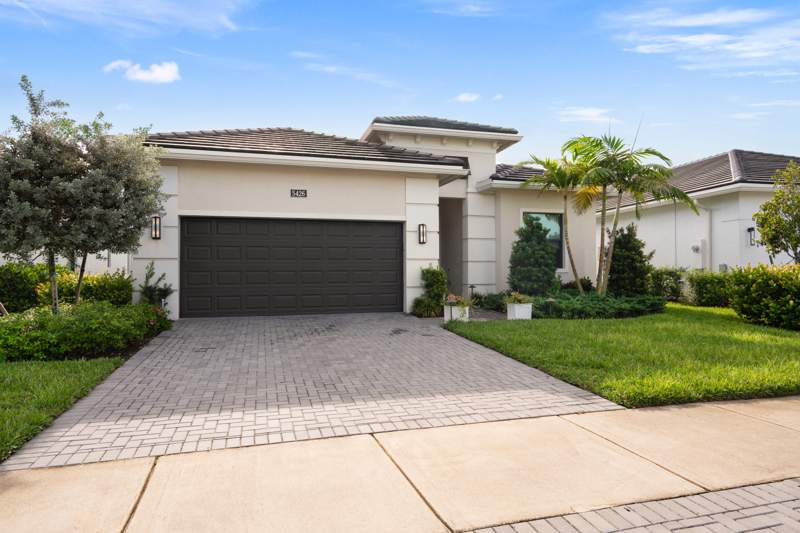 3 bedroom Single Family Residence at 5426 Hutchinson Way, Cresswind Palm Beach, Westlake — photo 2