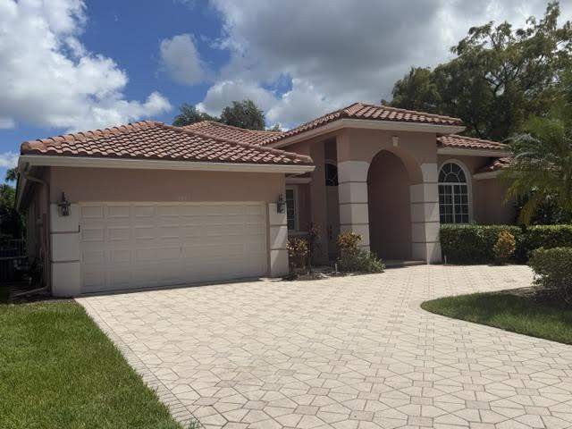 4 bedroom Single Family Residence at 503 NW 118th Way, Mariners Cove Of Eagle Lake, Coral Springs — photo 4
