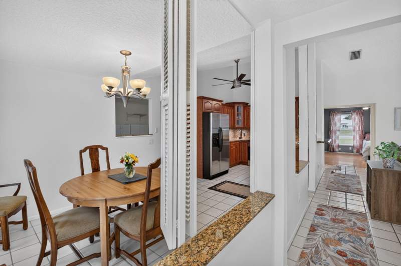 2 bedroom Single Family Residence at 5504 Courtney Circle, Tartan Lakes 2, Boynton Beach — photo 5