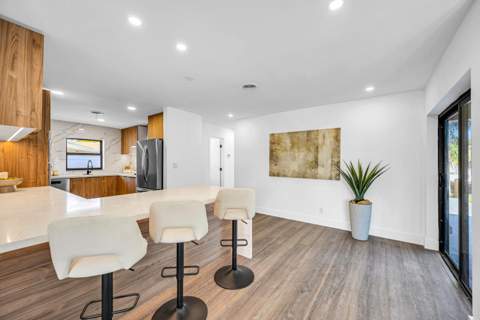 1120 SE 9th Avenue, Pompano Beach FL - photo 13 of 59