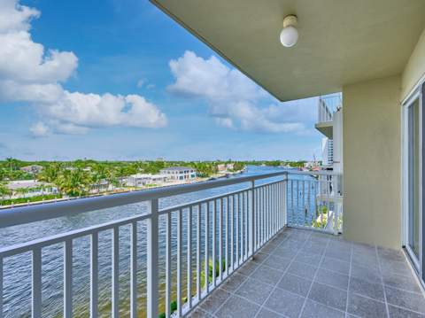 2611 N Riverside Drive #606, Pompano Beach FL - photo 16 of 37