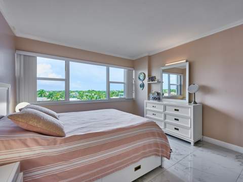 2611 N Riverside Drive #606, Pompano Beach FL - photo 19 of 37