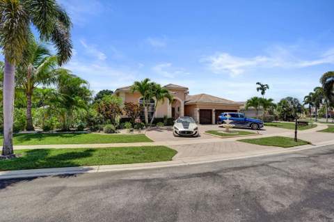 2933 E Fontana Court, Royal Palm Beach FL - photo 9 of 124