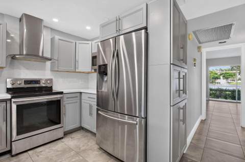 1804 Eleuthera Point #J1, Coconut Creek FL - photo 7 of 25